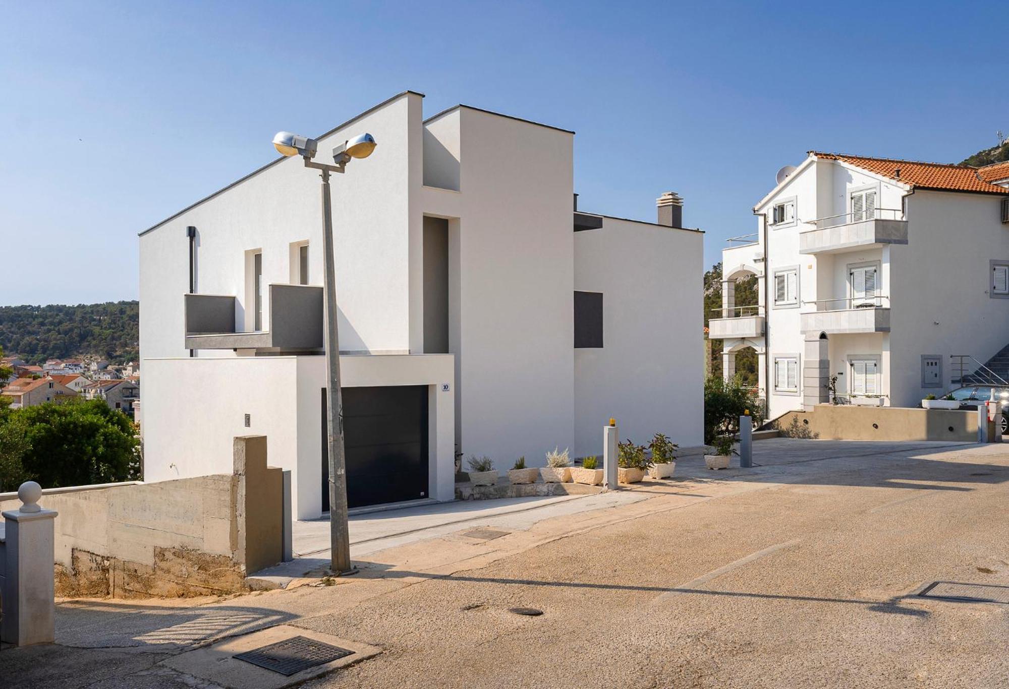 Modern, 2 Bedroom Apartment Hvar Town